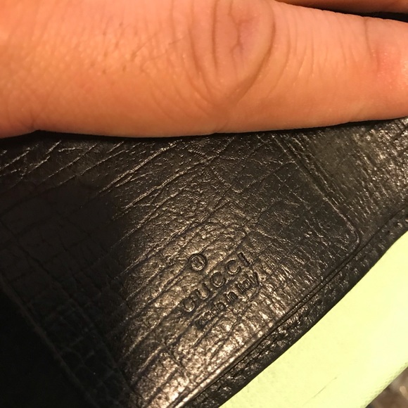 Gucci Key Holder - Picture 3 of 3